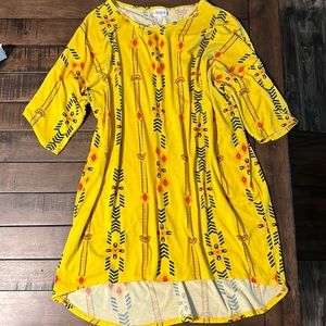 LulaRoe Irma tunic